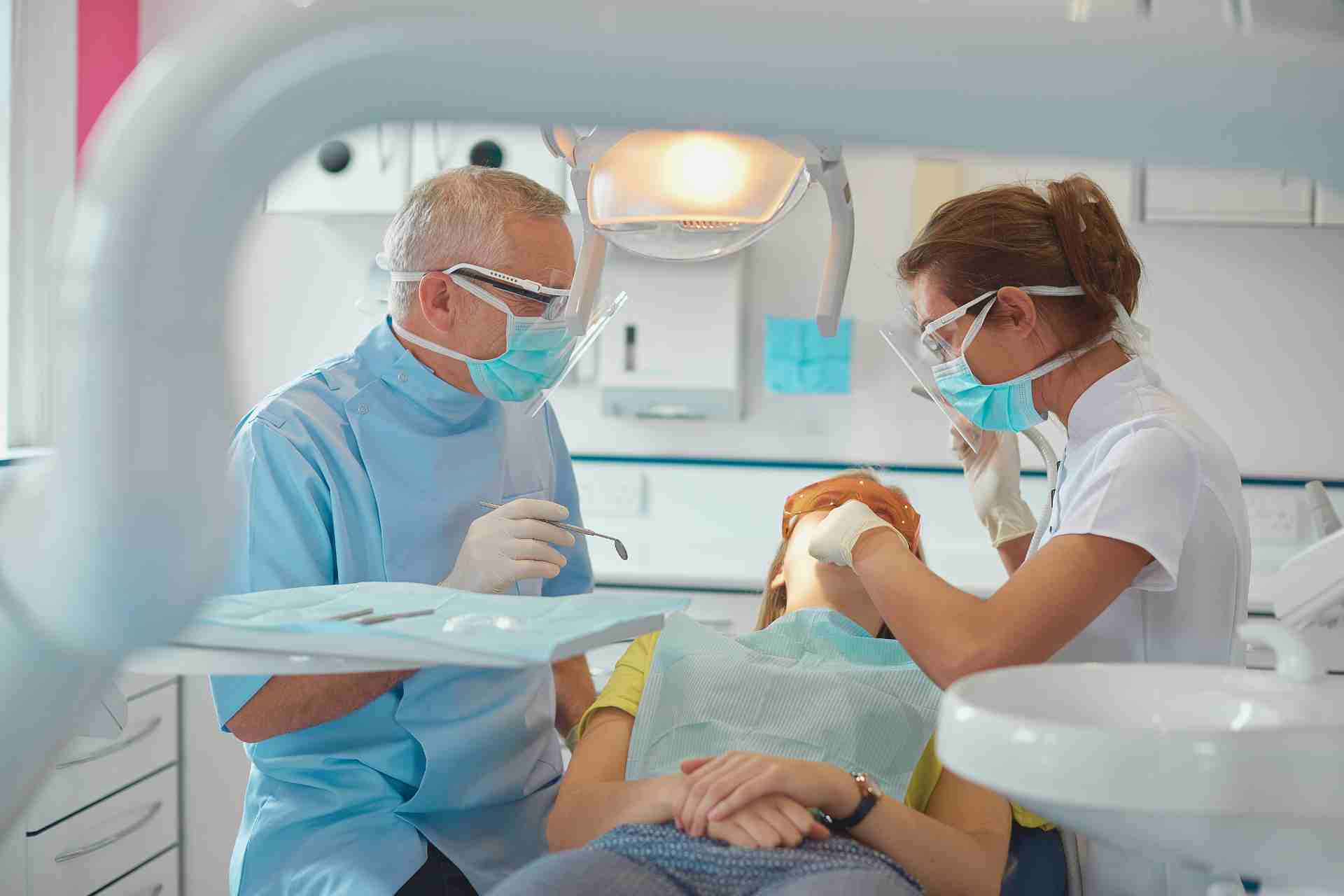 Dentist in Phoenix, OR